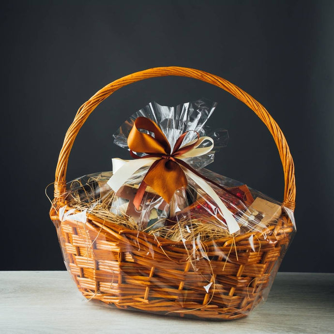 Best Things To Put In A Gift Basket!