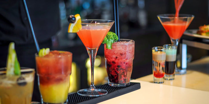 5 Happy Hour Cocktail Ideas for Boosting Business
